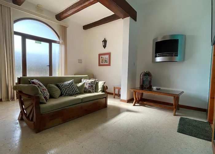 Tal Jordan Tranquil Escape Daire Għarb