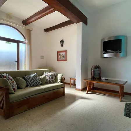 Tal Jordan Tranquil Escape Apartament Għarb